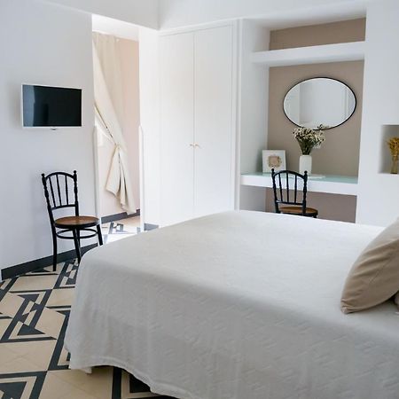 לוקורוטונדו Villa Aurelia Suites And Apartments מראה חיצוני תמונה