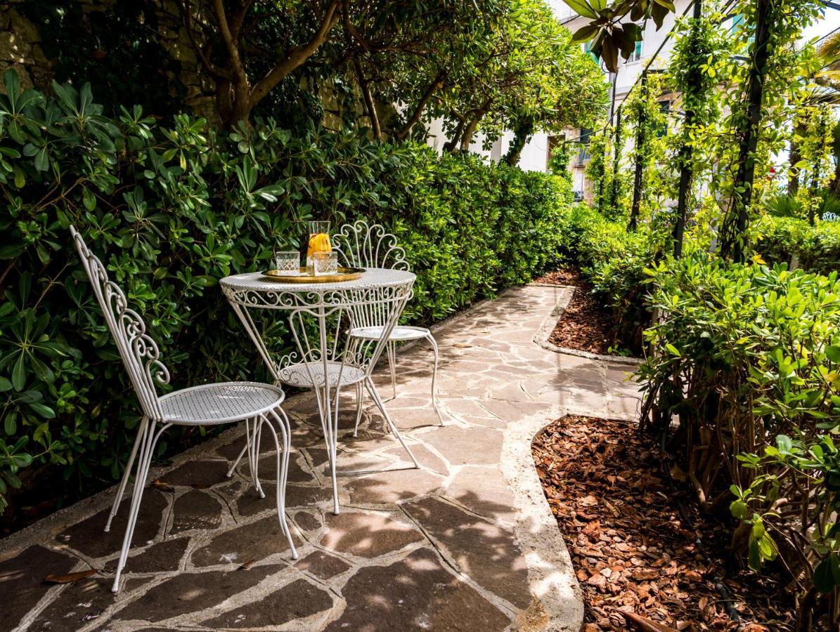 לוקורוטונדו Villa Aurelia Suites And Apartments מראה חיצוני תמונה