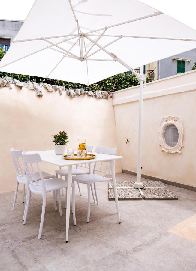לוקורוטונדו Villa Aurelia Suites And Apartments מראה חיצוני תמונה