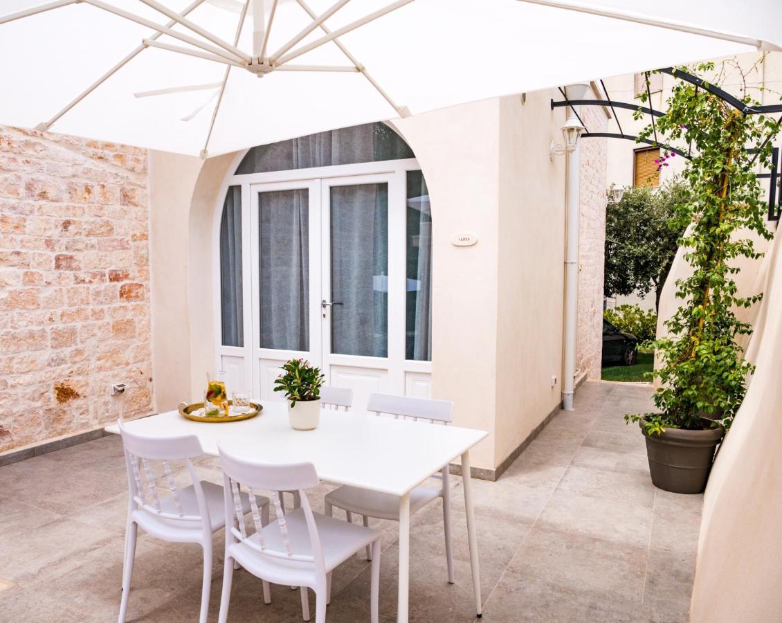 לוקורוטונדו Villa Aurelia Suites And Apartments מראה חיצוני תמונה