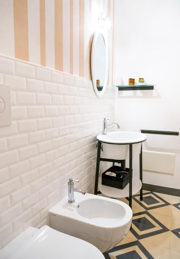 לוקורוטונדו Villa Aurelia Suites And Apartments מראה חיצוני תמונה